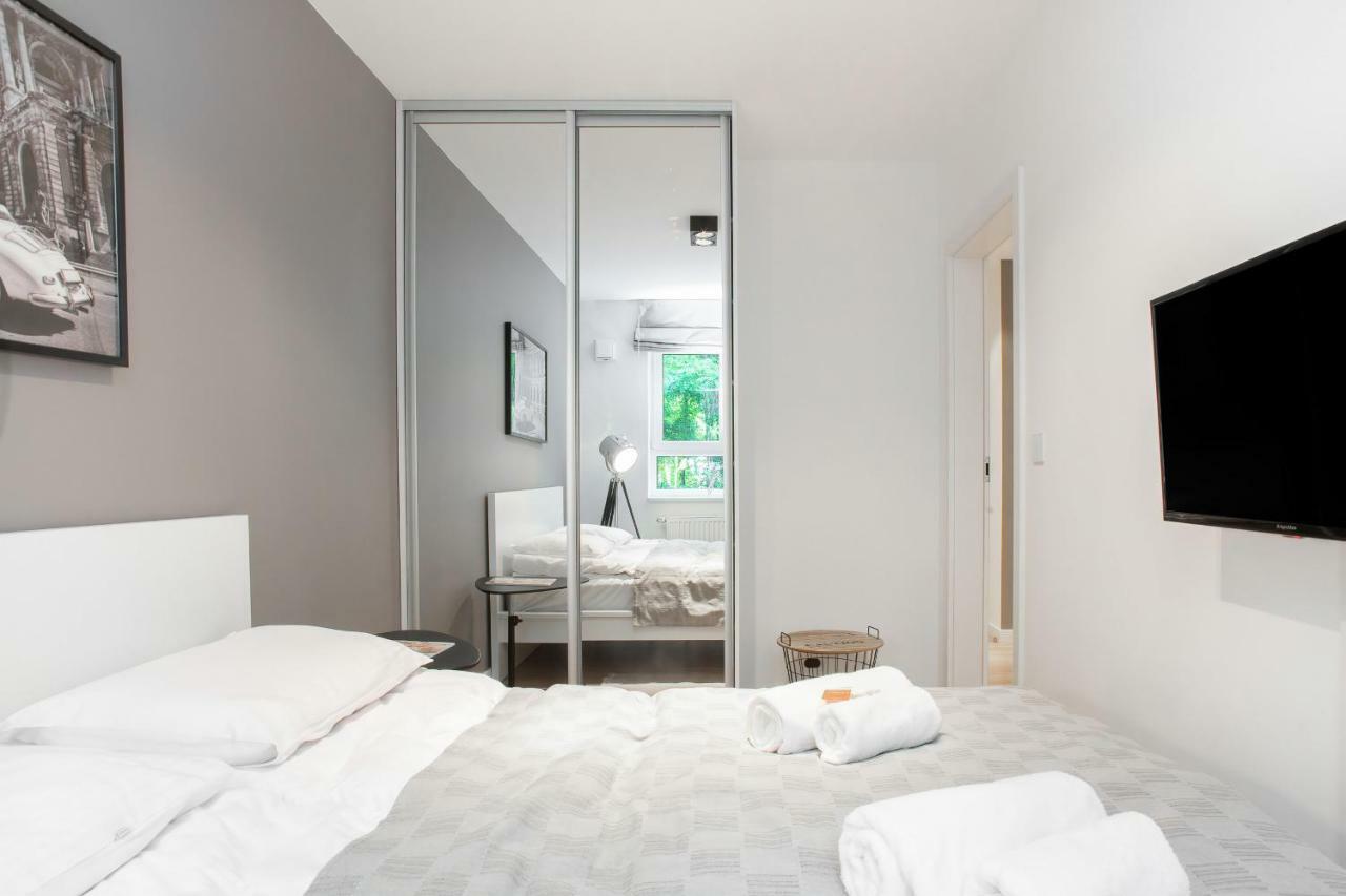 Apartments Parks Of Warsaw By Noclegi Renters Bagian luar foto